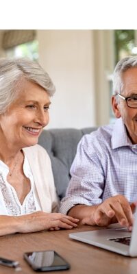 Senioren am Notebook